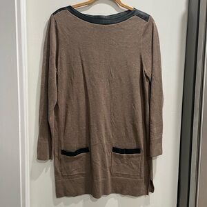 JEANNE PIERRE Brown Sweater with Black Details